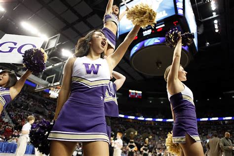 sexy for girls: University of Washington Cheerleaders