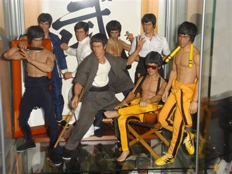 Hot Toys DX04 Enter The Dragon Bruce Lee 1 6th Scale Collectible Figure Page 631 Sideshow