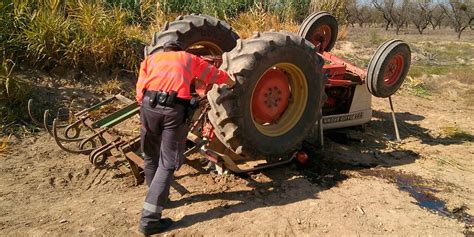 Muere Un Hombre Atrapado Por Su Tractor