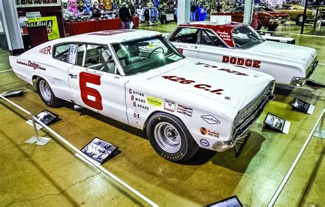 Cotton Owens Garage : 1964 Dodge Polara Built by Cotton Owens to Period ...