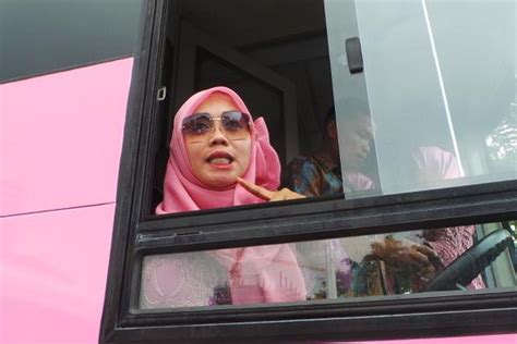 Transjakarta Kembali Operasikan Bus Pink Khusus Wanita Layani Rute