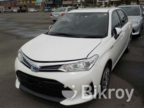 Toyota Axio X Hybrid White 4 5 2018 In Agrabad Bikroy