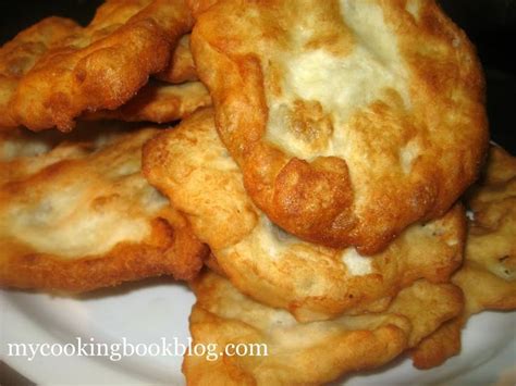 Тесто за пица и мекици с мая и сода бикарбонат | Ricette, Pizza fritta ...