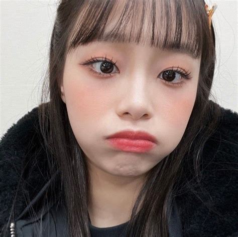 Loona Chuu Icon In Chuu Loona Girl Icon