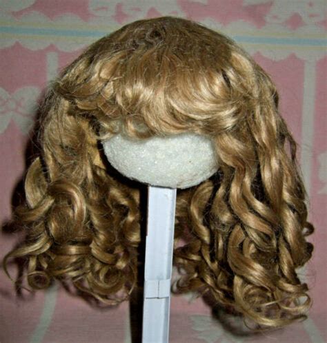 BEAUTIFUL ANTIQUE BLONDE MOHAIR DOLL WIG FOR ATTENTION CIRCUMFERENCE AS IS Antique Price