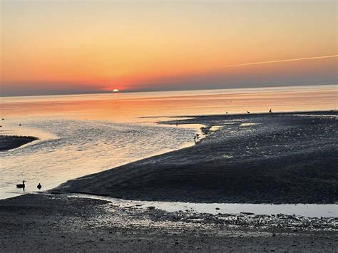 Silver Sands State Park - STATE PARKS USA