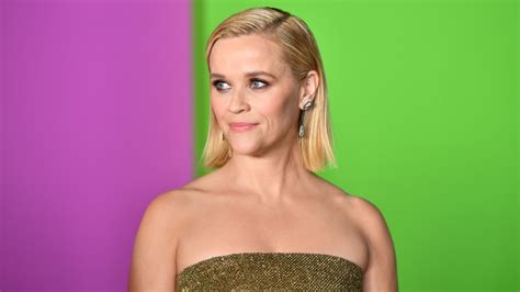 Reese Witherspoon to Star in Netflix Rom-Coms About Motherhood