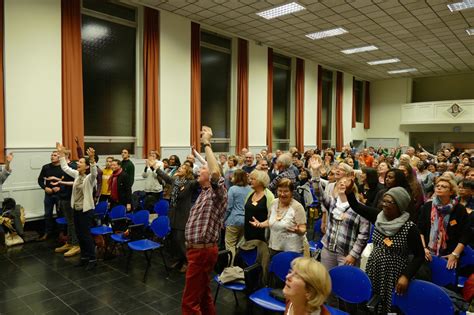 Bruxelles Maison Du Chant Doiseau Belgique Parole Et Louange