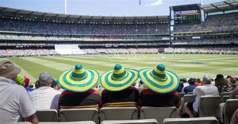 Mcg Attendance Today What Is The Crowd At Mcg Today Day 1 Of Boxing Day Test The Sportsrush