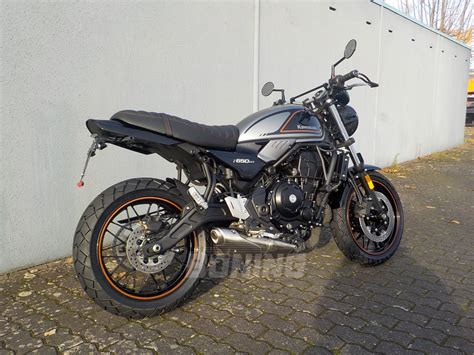 Umgebautes Motorrad Kawasaki Z650RS von Böning Motorräder 1000PS at