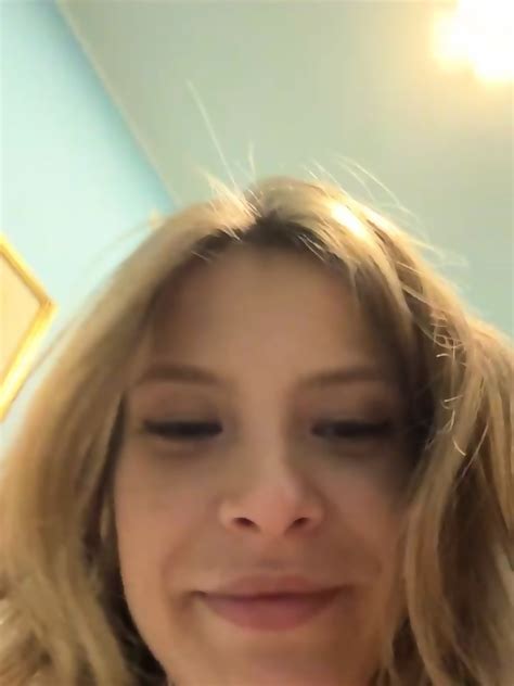 Sexy Blonde Annie 2024 05 01 190218