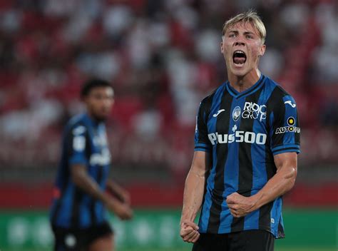 AC Milan keep an eye on 19-year-old Danish central forward of Atalanta ...