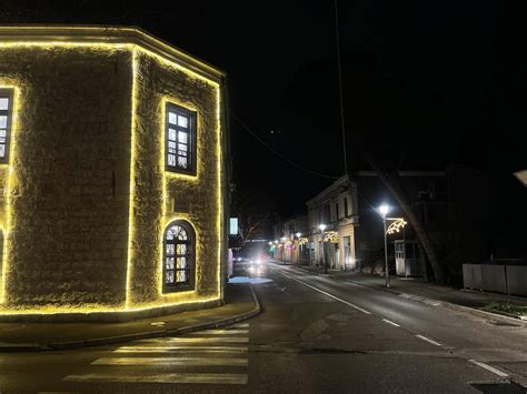 Pogledajte Kako Je Trebinje Oki Eno Za Novogodi Nje Praznike Foto