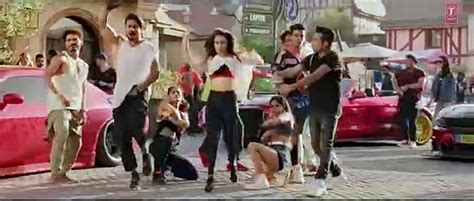 Full Video Illegal Weapon Street Dancer D Varun D Shraddha K