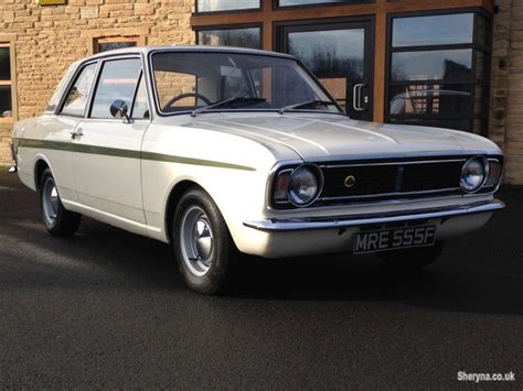 FORD Mk2 LOTUS CORTINA - Hackney, London - Photo #2