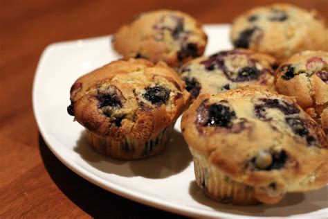 Blueberry And White Chocolate Muffins 4 Different Batches Flickr