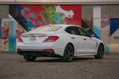 Genesis G70: Sport sedan sans sticker shock - CNET