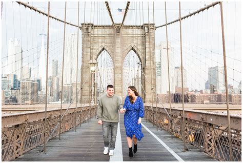 Brooklyn Bridge Sunrise Engagement | Julia Elizabeth Photography