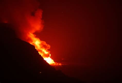 Nine Days After Eruption Lava From La Palma Volcano Reaches Ocean