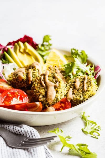 5 Baked Falafel Lemon Tahini Dressing Royalty Free Images Stock Photos