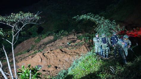 Al Menos 18 Muertos Por Un Alud De Tierra En El Noroeste De Colombia