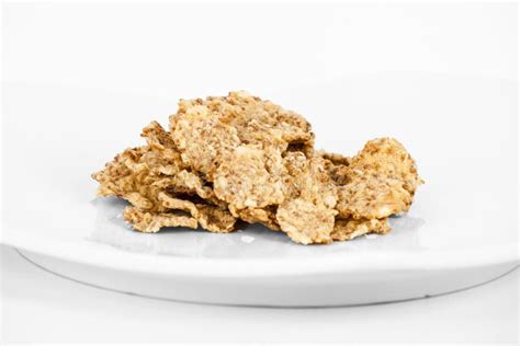 Corn Flakes On White Dish Stock Image Image Of Diet 110953911