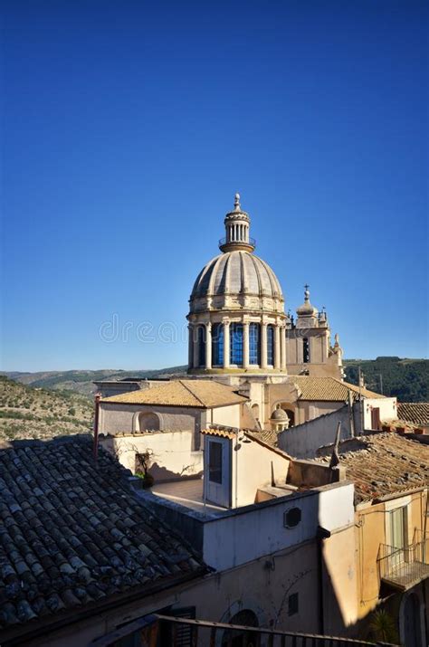 Ragusa Ibla O Simplemente Ibla Es Una De Las Dos Vecindades Que