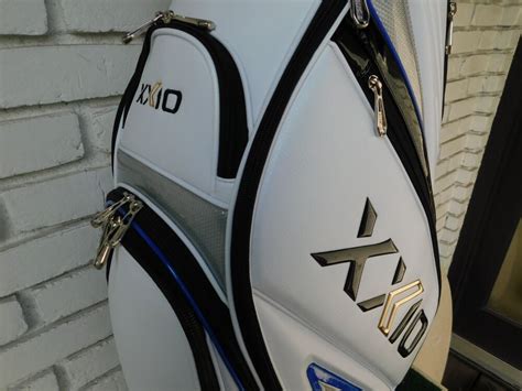 2023 Xxio Golf Staff Bag White New Sidelineswap