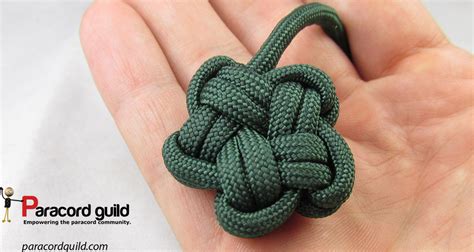 How to tie a star knot - Paracord guild