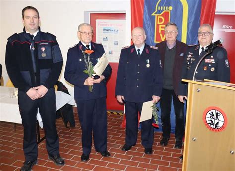 Beförderungen und Ehrungen bei der Mihlaer Wehr Amt Creuzburg