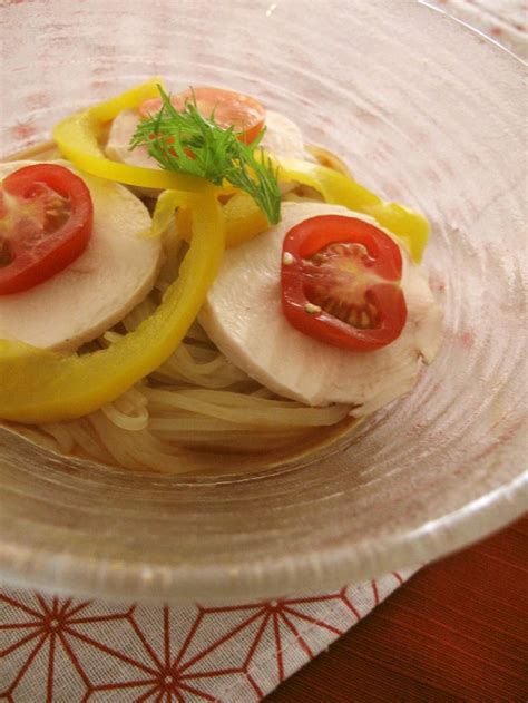 簡単カフェ風ヘルシー女子のさっぱり辛麺 By きねうち麺～サンサス 【クックパッド】 簡単おいしいみんなのレシピが394万品