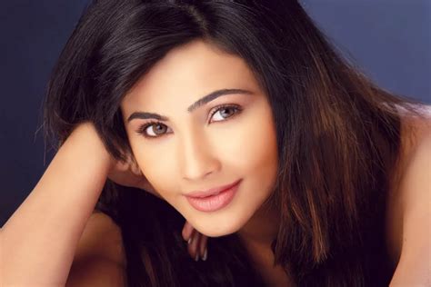 Daisy Shah Hd Wallpapers Movie Hd Wallpapers