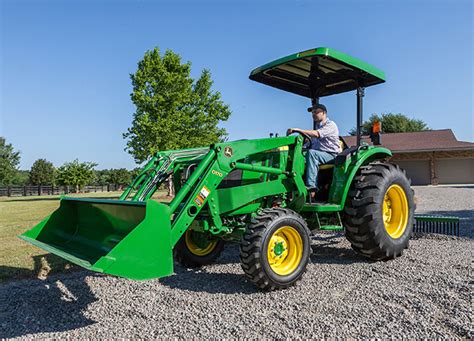 An Introduction To John Deeres 4m And 4r Compact Utility Tractors