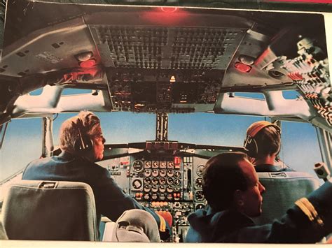 What airplane is this cockpit from? : aviation