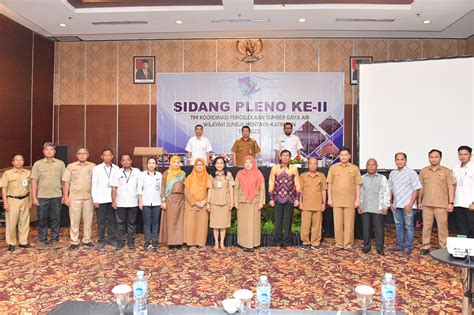 Kepala Bappedalitbang Prov Kalteng Buka Sidang Pleno Ke II TKPSDA