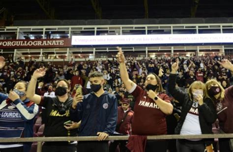 Cómo Fue El Regreso De Los Hinchas A Las Canchas Del Fútbol Argentino Tras Más De 18 Meses