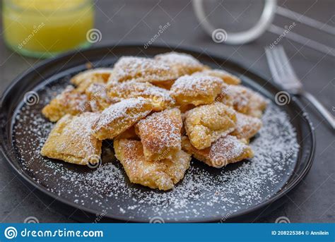 Austrian Cuisine Torn Pancake Or Omelet Kaiserschmarrn With Honey