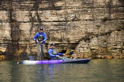 CAIAQUE EXPLORER FISHING UP BRUDDEN Arsenal Das Trilhas