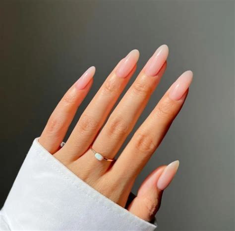 NAKED FRENCH MANICURE NEDİR Makyaj Trendi