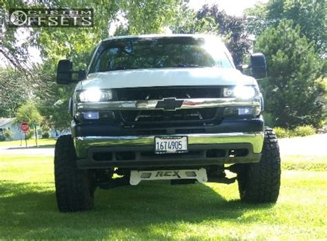 2002 Chevrolet Silverado 2500 Hd Fuel Hostage Rough Country Custom Offsets