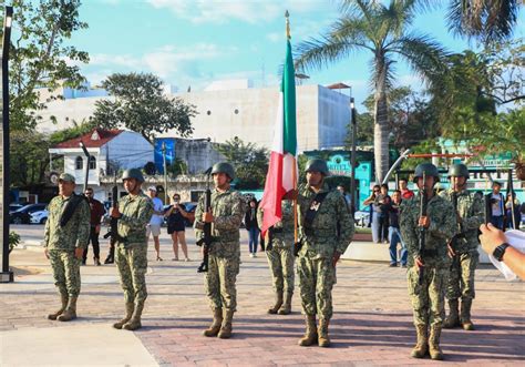 Celebran D A De La Bandera En Playa Del Carmen Con Exhibici N De