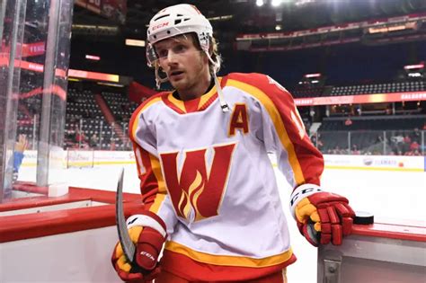 Matthew Phillips Deserves A Chance With The Calgary Flames The Win Column