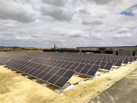 Construcción De Una Instalación Fotovoltaica Con Iberdrola Smart Solar