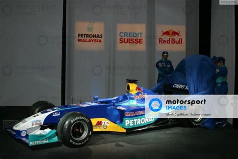 Heinz Harald Frentzen GER Nick Heidfeld GER Unveil The New Sauber