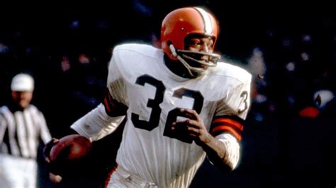 Cleveland Browns honoring Jim Brown with statue