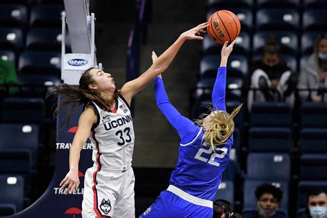 Uconns Caroline Ducharme Seizing Opportunity For Injury Riddled