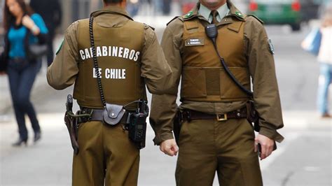 Intentan Atropellar A Dos Carabineros En Medio De Fiscalización