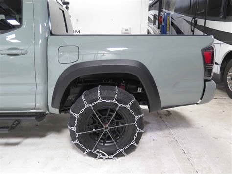 Toyota Tacoma Titan Chain Snow Tire Chains Ladder Pattern