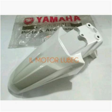 Jual SPAKBOR DEPAN FRONT FENDER ORI ASLI YAMAHA XEON 125 KARBU PUTIH