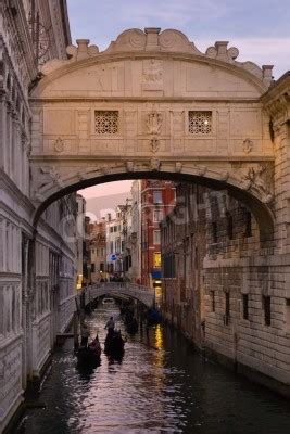 G Ndolas Que Passam Sob A Ponte Dos Suspiros Ponte Dei Sospiri